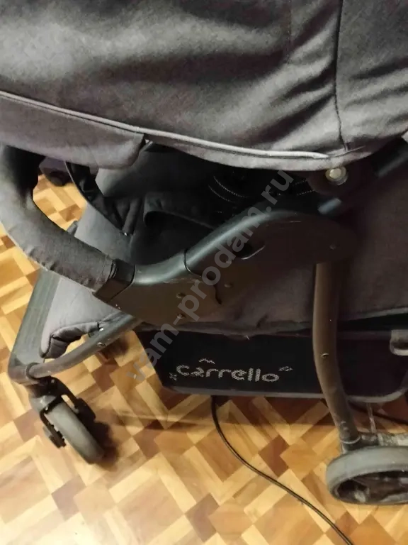 Коляска Carrelo
