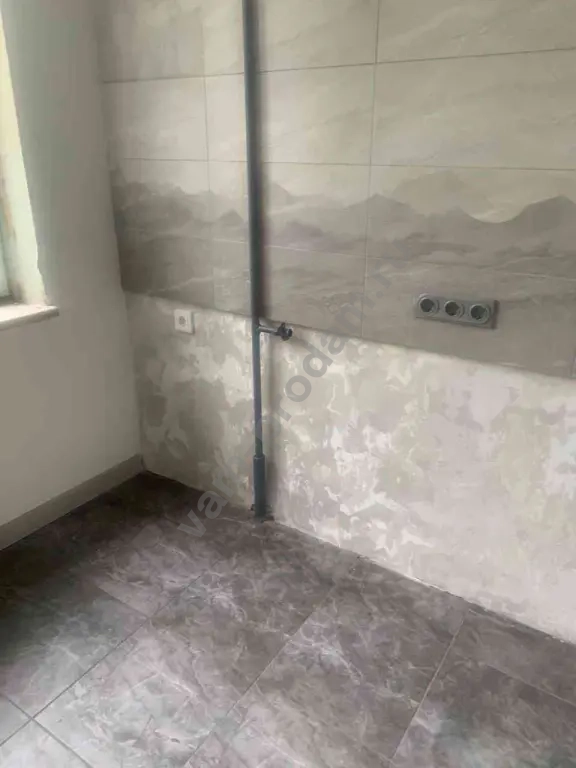 3-к. квартира, 61 м², 3/5 эт.