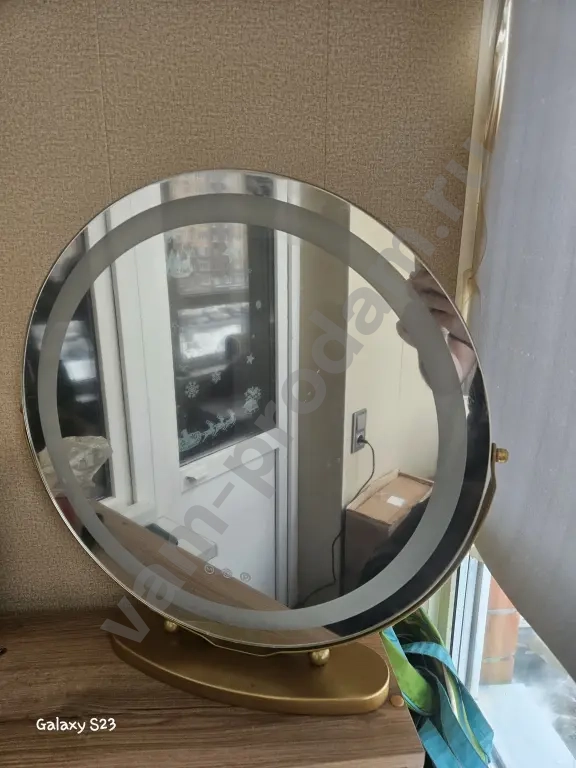 Зеркало с подсветкой 50 см новое в пленке