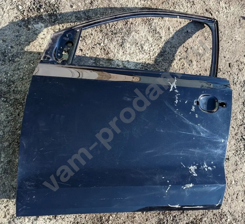 передняя левая дверь Volkswagen Polo sedan