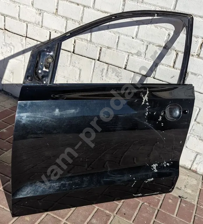 передняя левая дверь Volkswagen Polo sedan