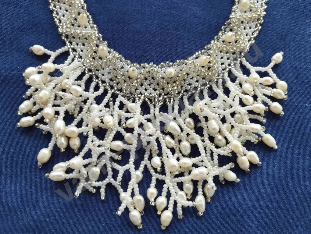 Колье винтажные