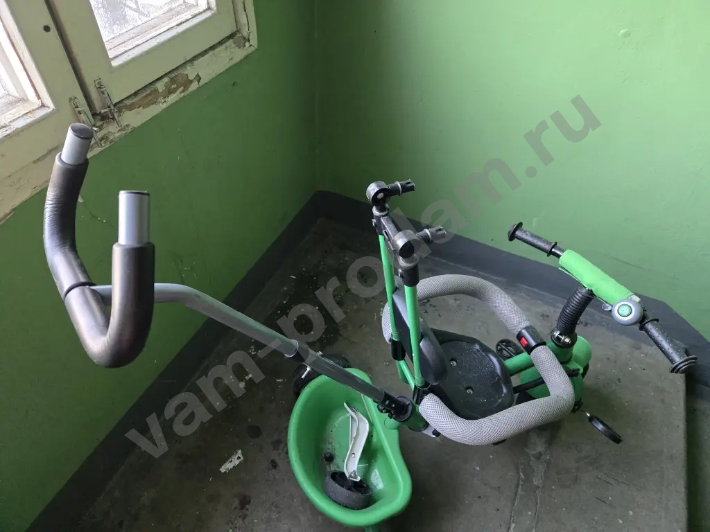 детский трехколесный велосипед