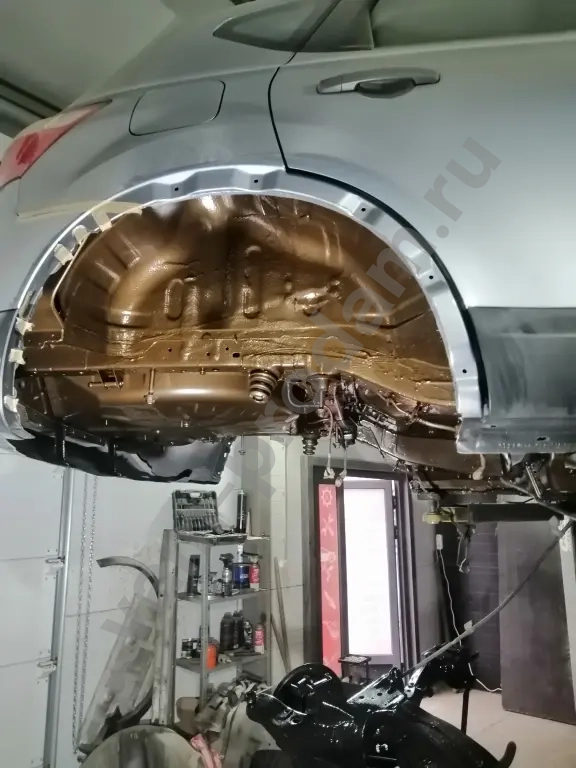 Антикоррозийная обработка кузова автомобиля.