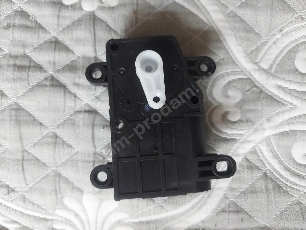 Сервопривод заслонки печки OK2A1 61A45