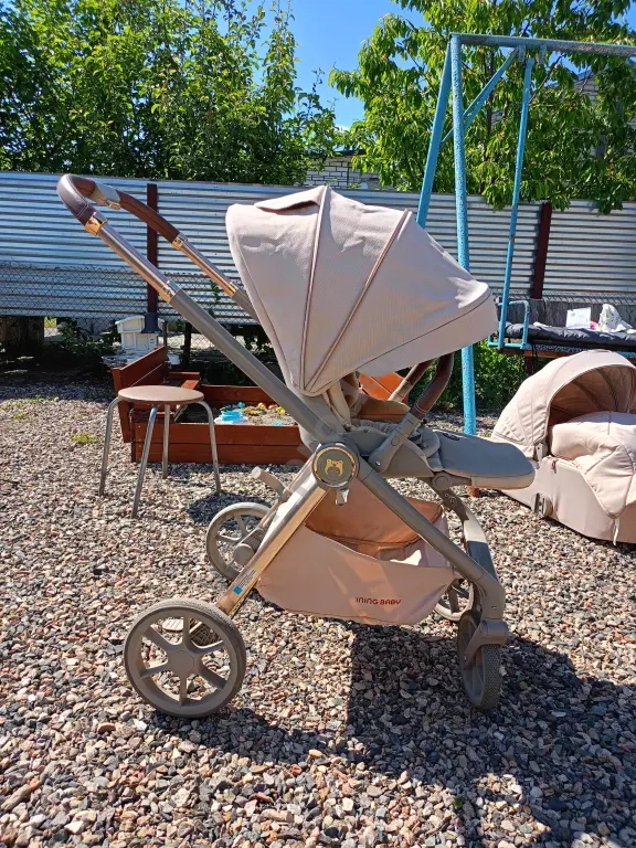 Коляска 2 в 1 Ining baby