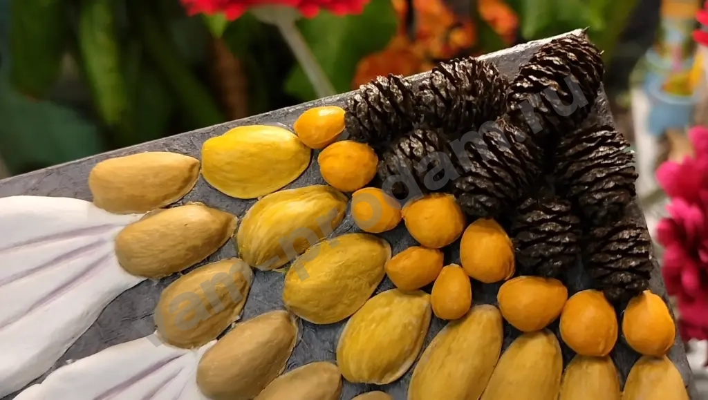 Декоративное панно