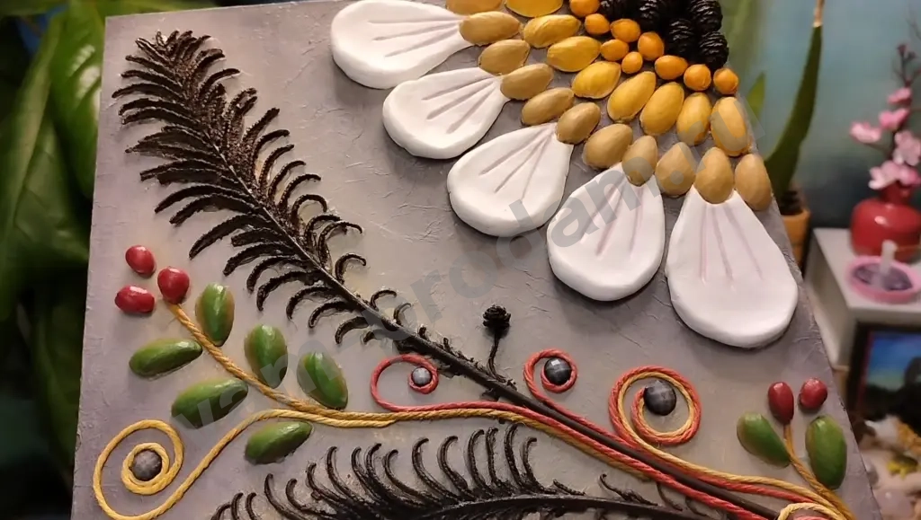 Декоративное панно