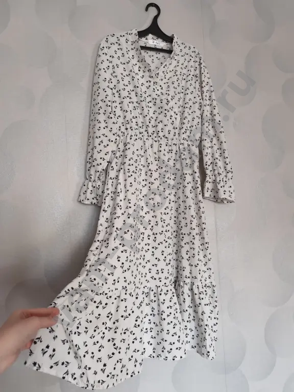 Платье летнее с тюльпанами