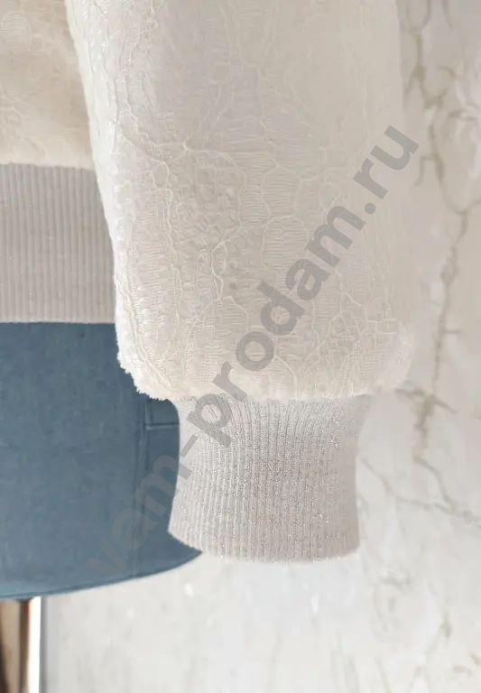 Женский бомбер