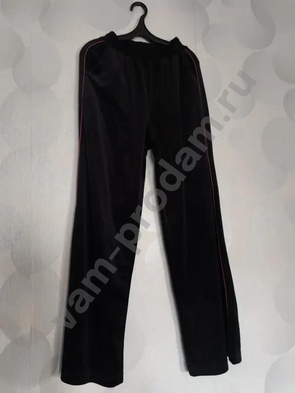 Спортивный костюм новый