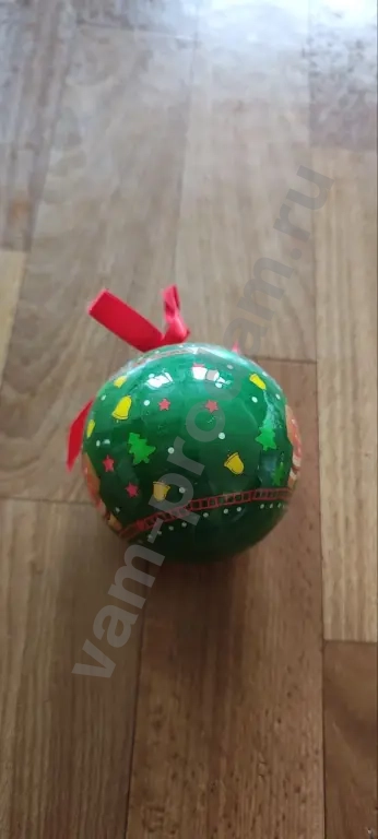 Ёлочный шар с лошадкой