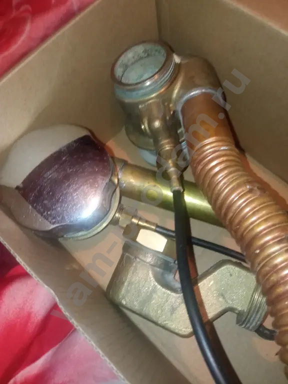 Слив перелив для ванной