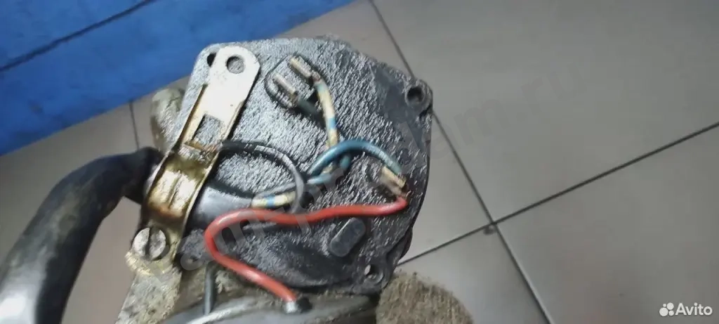 Моторчик на трапецию дворников ваз 2107
