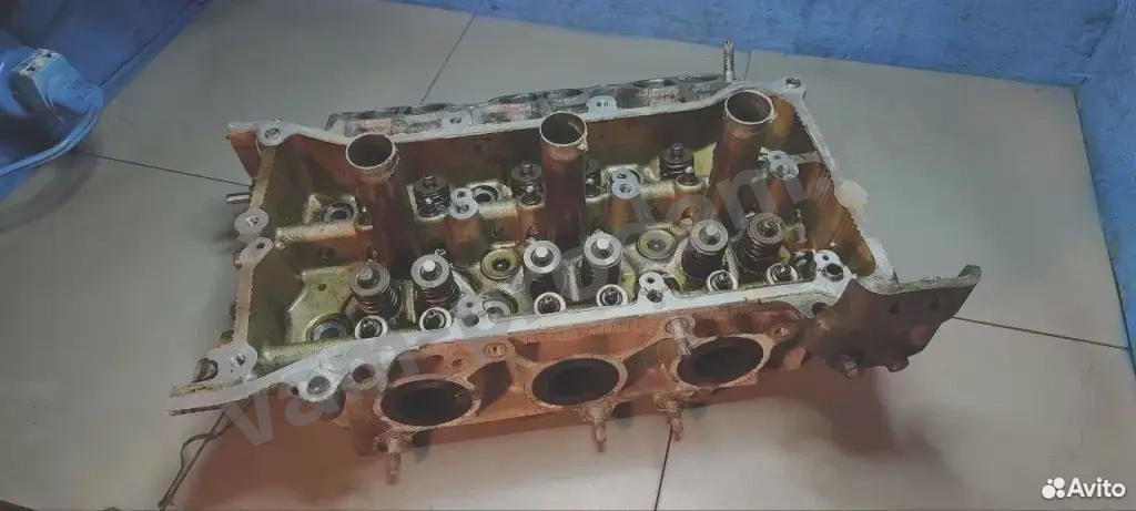 Гбц левая Lexus is 250 4GR-FSE