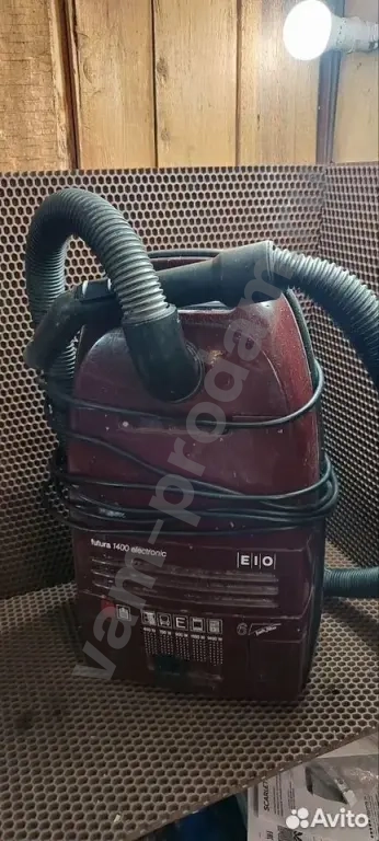 Пылесос на запчасти Futura 1400 electronic E10