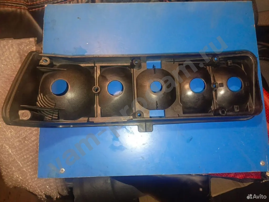 Отражатель фонаря задний правый Mercedes-Benz 2000