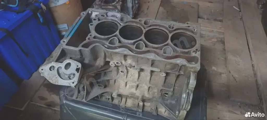 Bmw e90 N46B20 BD блок цилиндров блок двигателя