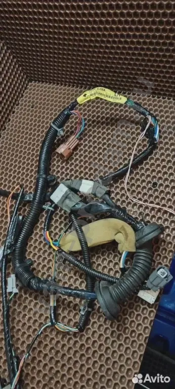 Электропроводка двери 24125 EU064 Nissan Tiida