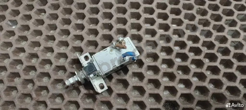 Переключатель кнопочный