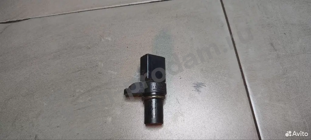 Датчик положения коленвала Bmw 3 E90 N46B20BE