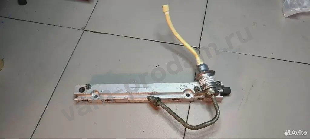 Рейка топливная рампа Chevrolet Niva 2002-2009
