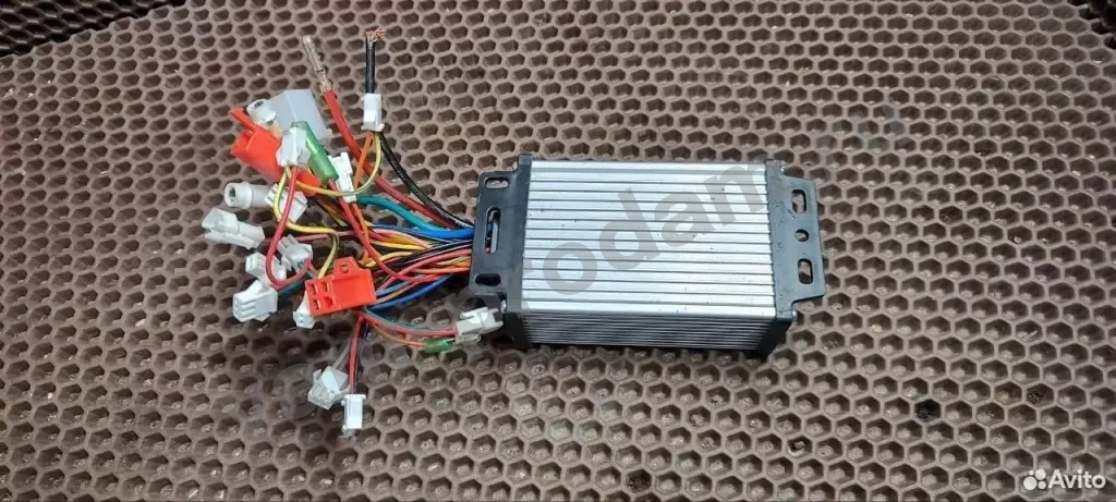 Контроллер 60v 16A 350w на запчасти