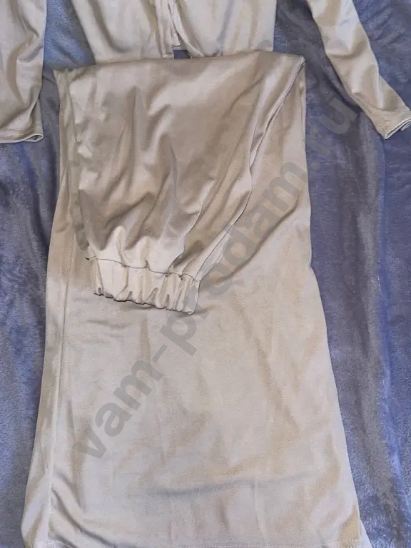 Костюм женский