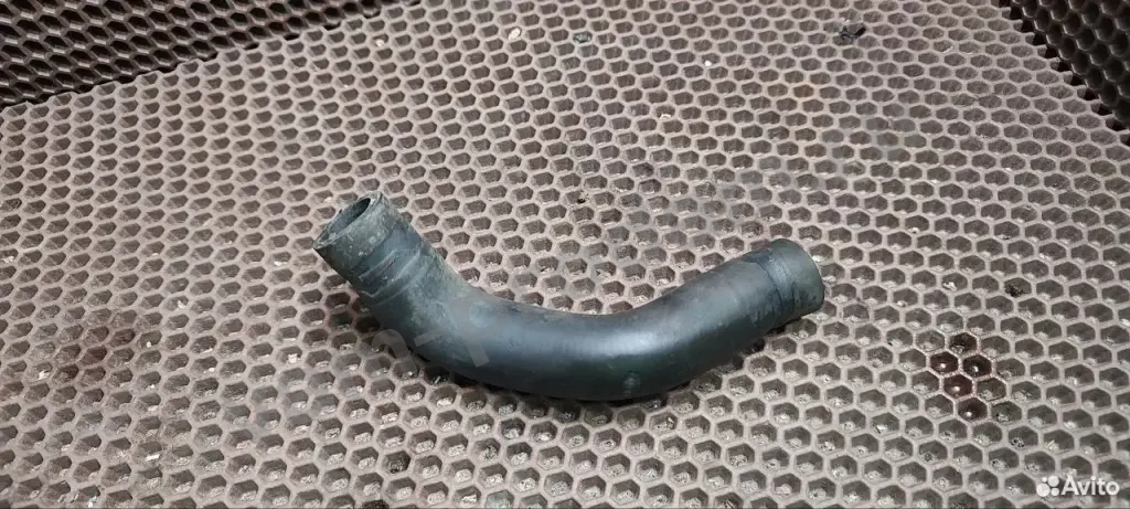 Патрубок системы охлаждения Ford Transit FA 00-06