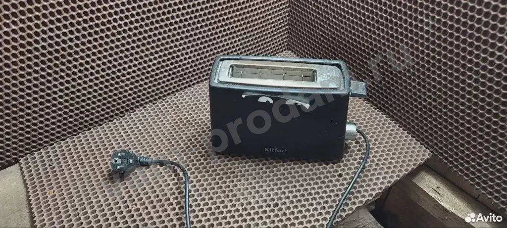 Тостер Kitfort KT-2054