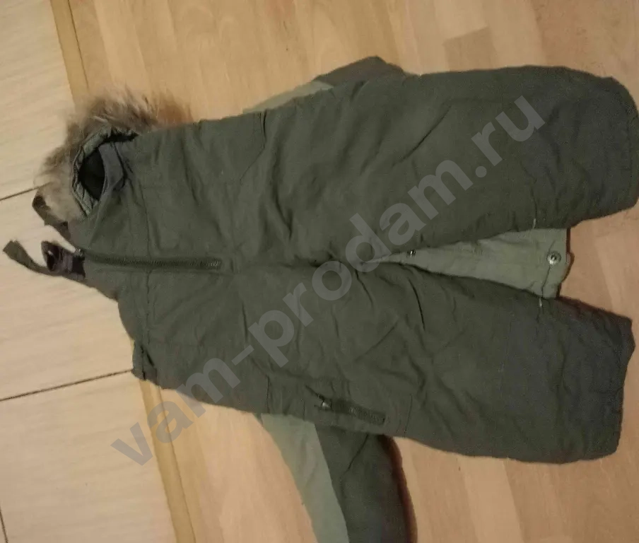 комбинезон зимний детский состоит из трёх вещей