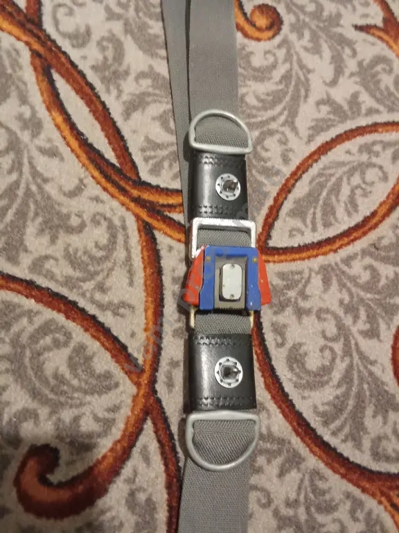 Ремень с фал от подвесной системы парашютиста(армейского),пряжки от ранца парашютного с 2мя защитами и дополнениями от ранца парашютного..