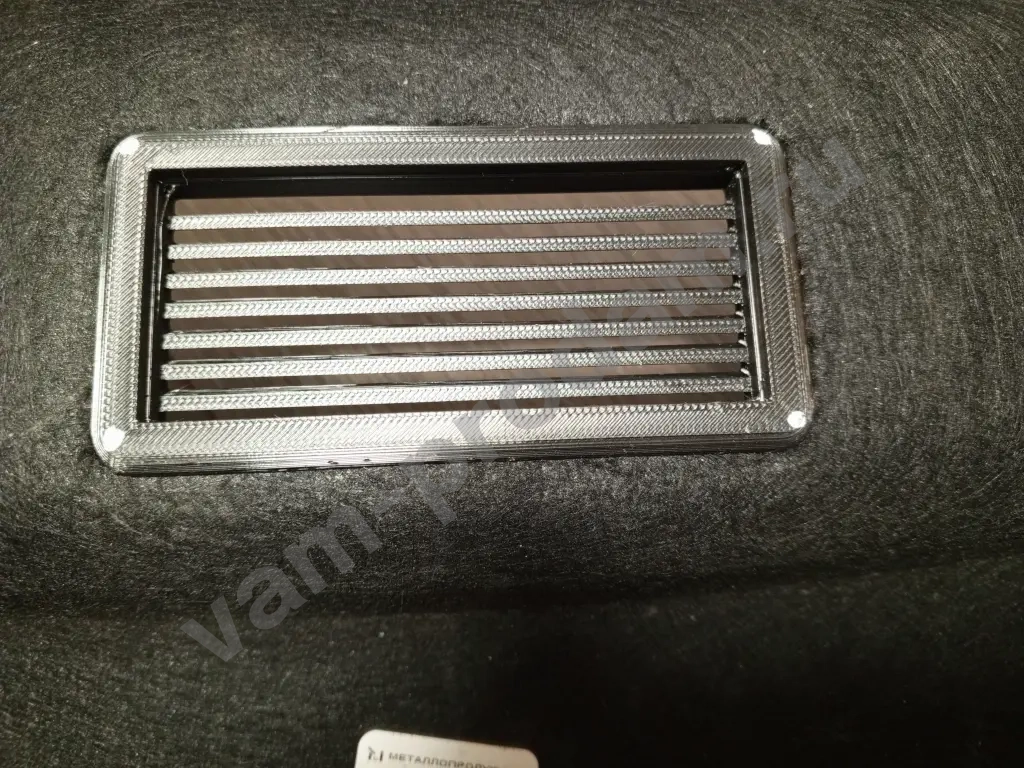 Вентиляционная решетка в багажник Vesta