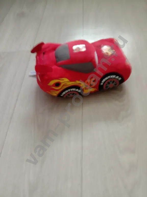 молния Маккуин