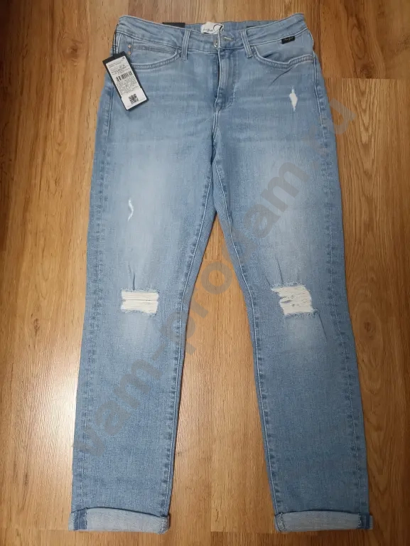Джинсы женские