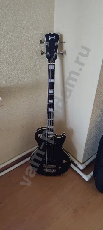 бас гитара диамант