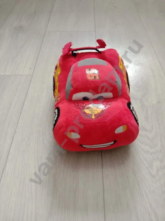 молния Маккуин