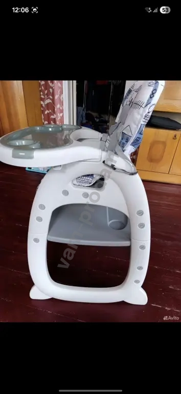 Детский стульчик для кормления