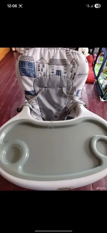 Детский стульчик для кормления