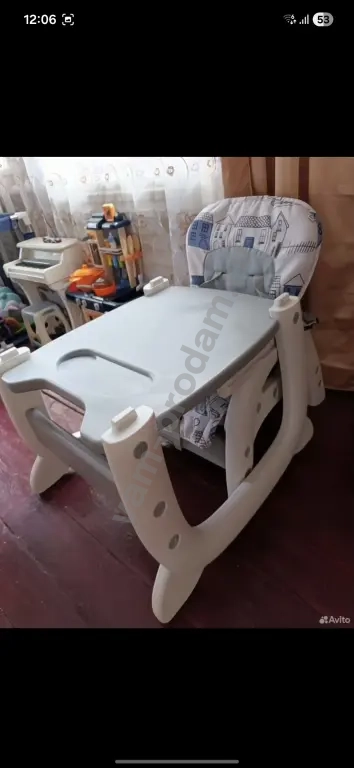Детский стульчик для кормления