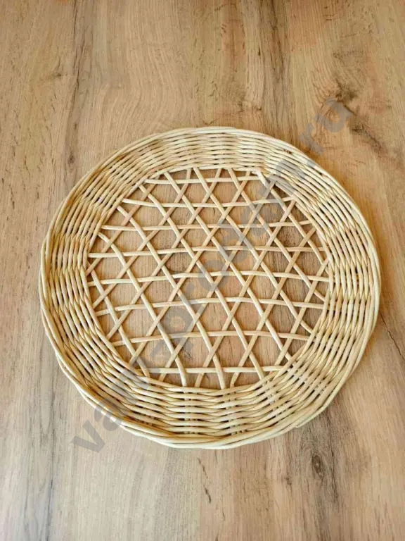 Панно плетёное