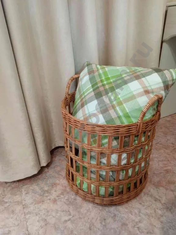 Корзина плетёная