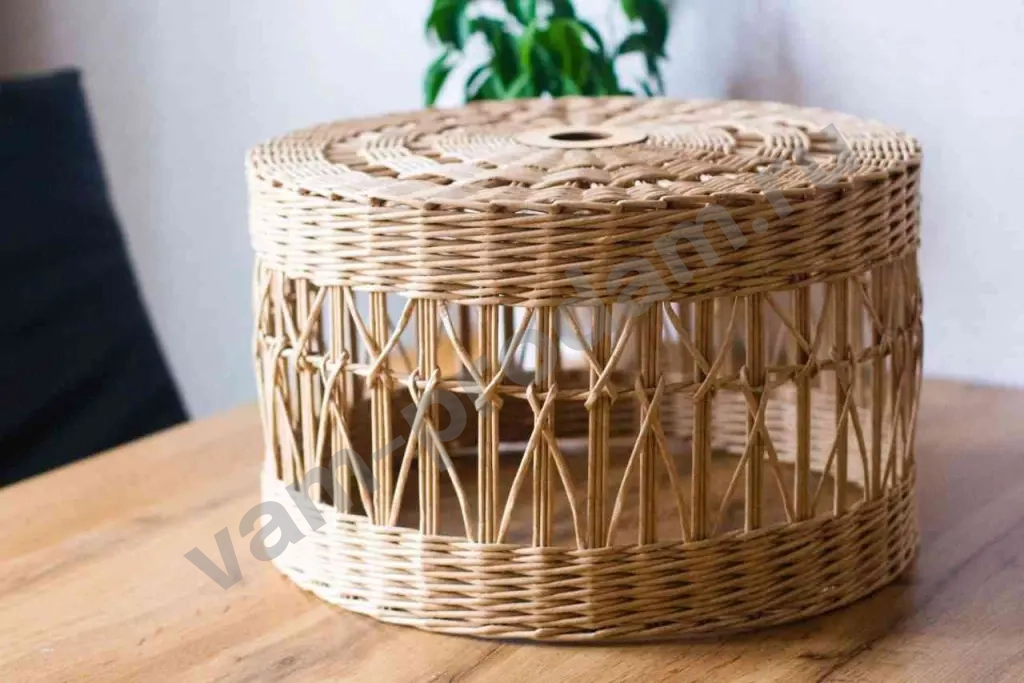 Абажур плетёный