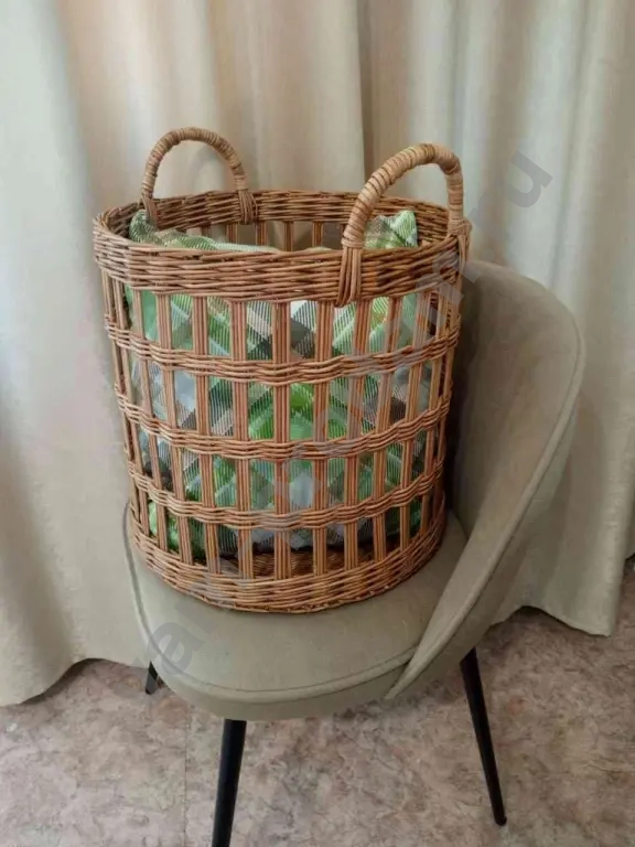 Корзина плетёная