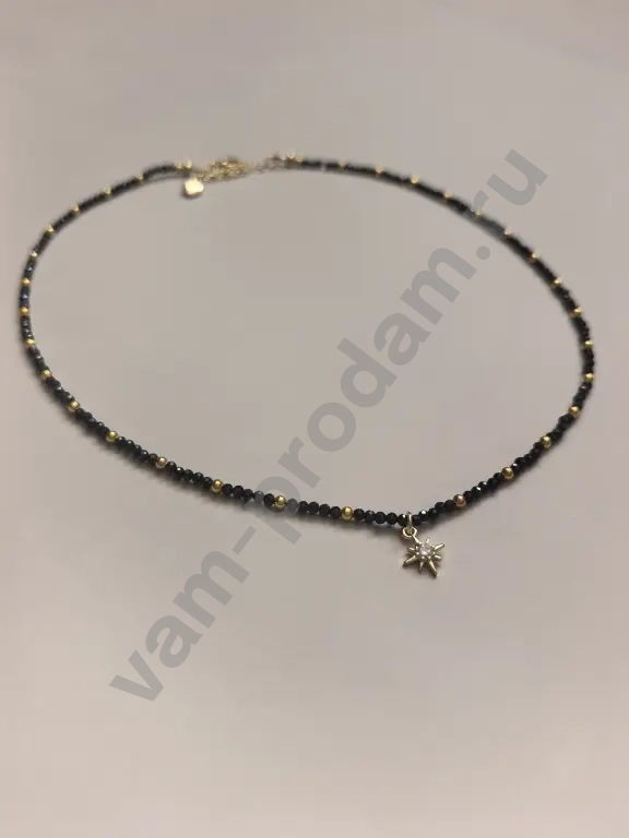 Чокер из черной шпинели