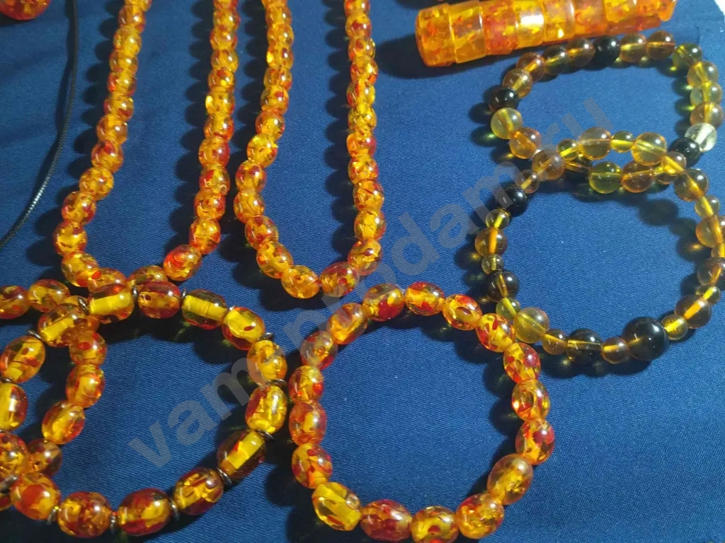 Украшения из плавленного янтаря СССР