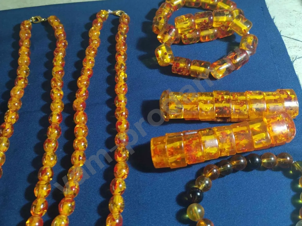 Украшения из плавленного янтаря СССР