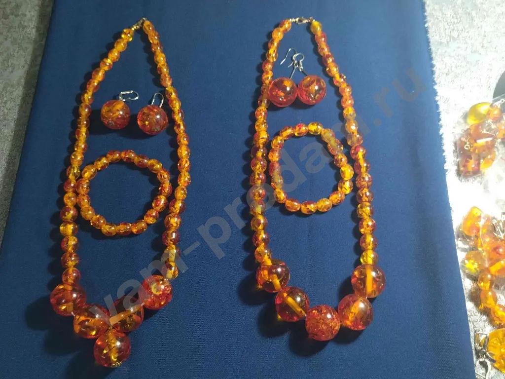 Украшения из плавленного янтаря СССР