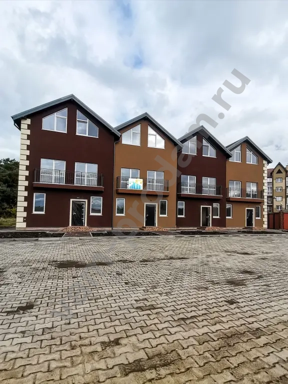 Таунхаус 195 м² на участке 1 сот., Поселений (ИЖС)