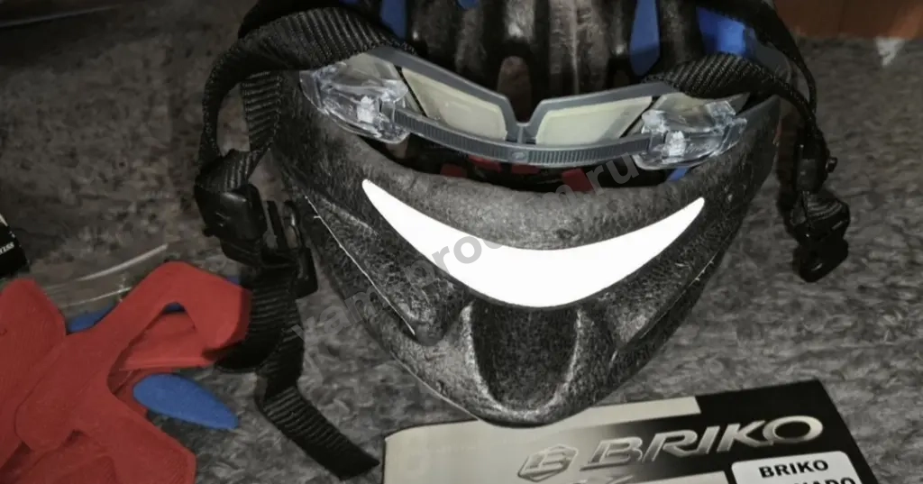 Шлем Briko Tornado 55-61 велосипедный роллерный